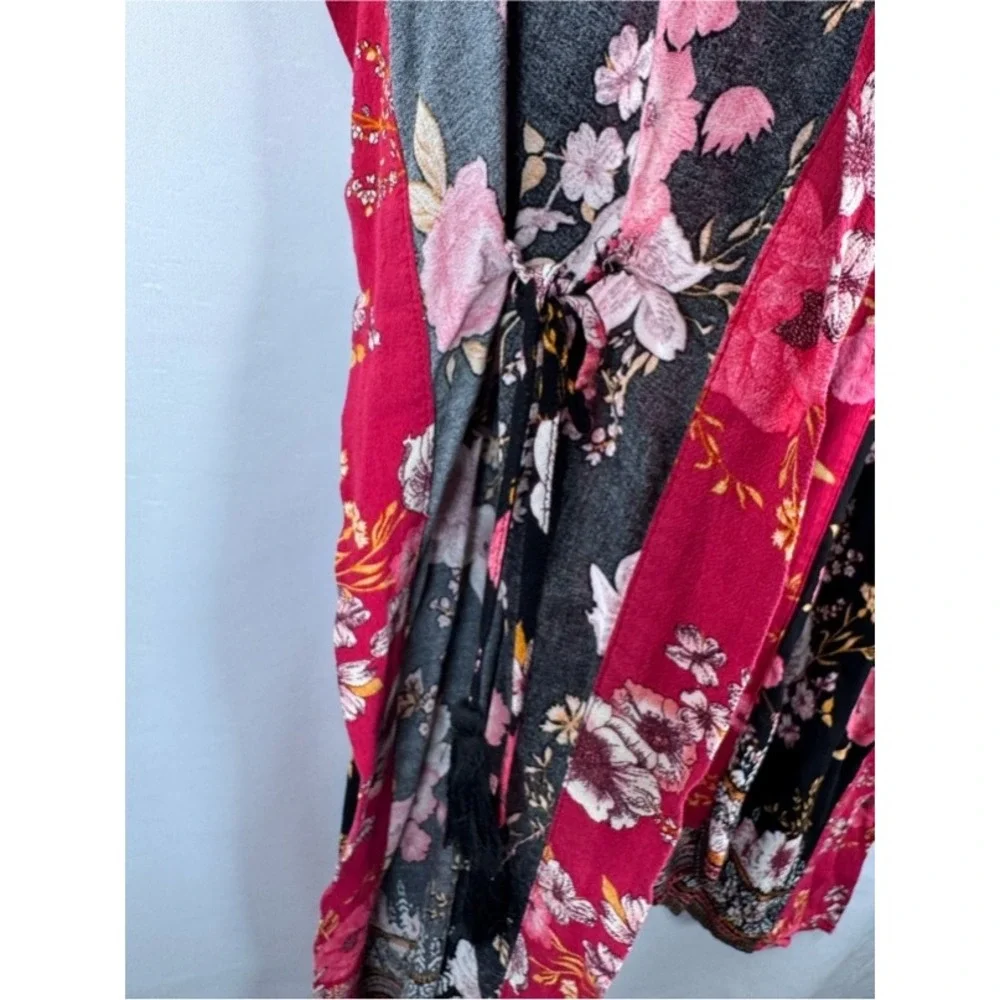 Knox Rose Kimono Cardigan sz M/L Black Pink Floral‎ whimsigoth oriental